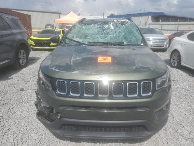 3C4NJCBB5MT573696 - 2021 JEEP COMPASS LATITUDE GREEN photo 5