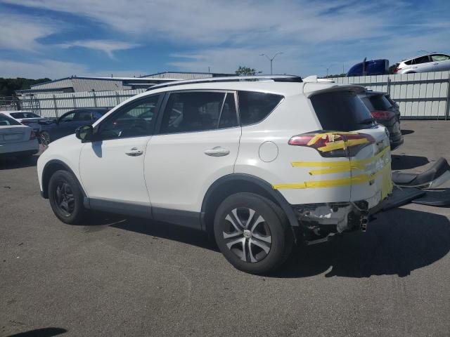 JTMZFREV5GD091025 - 2016 TOYOTA RAV4 LE Biały zdjęcie 2