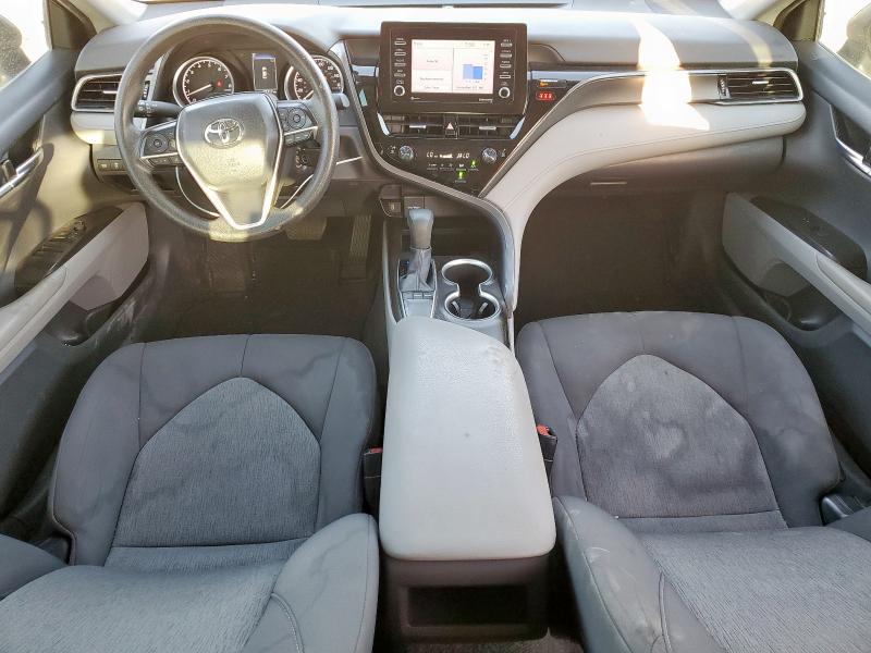 4T1C11AKXPU101738 - 2023 TOYOTA CAMRY LE 灰色 照片 8