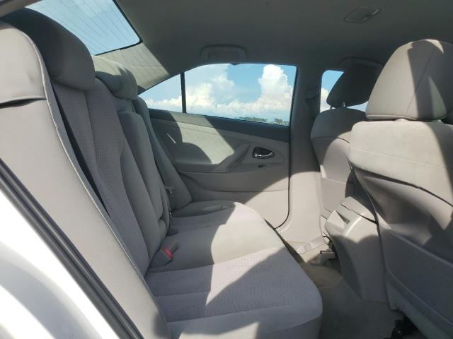 4T1BK3EK4BU621506 - 2011 TOYOTA CAMRY SE WHITE photo 10