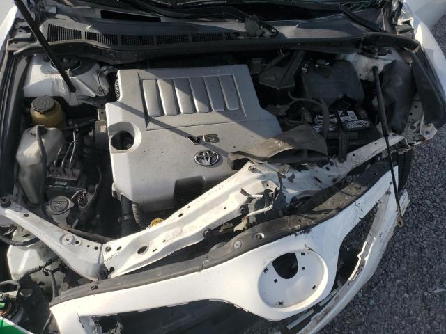 4T1BK3EK4BU621506 - 2011 TOYOTA CAMRY SE WHITE photo 11