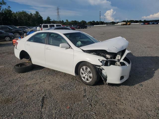 4T1BK3EK4BU621506 - 2011 TOYOTA CAMRY SE WHITE photo 4