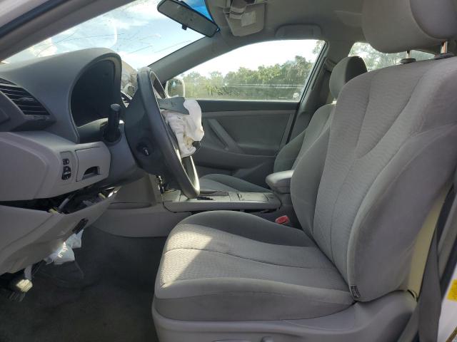 4T1BK3EK4BU621506 - 2011 TOYOTA CAMRY SE WHITE photo 7