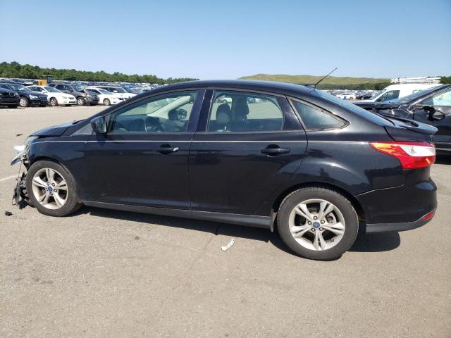 1FAHP3F2XCL149615 - 2012 FORD FOCUS SE BLACK photo 2