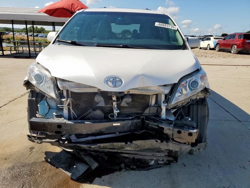 5TDYK3DC5FS634543 - 2015 TOYOTA SIENNA XLE WHITE photo 5