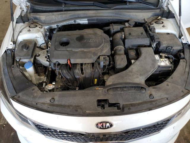 5XXGT4L31JG251323 - 2018 KIA OPTIMA LX WHITE photo 11