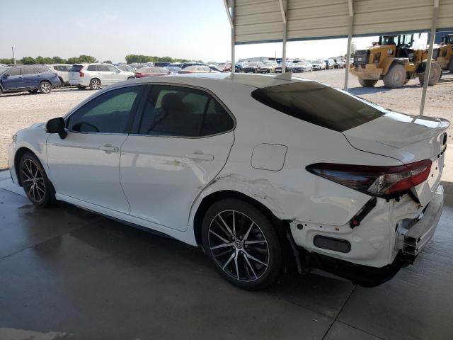 4T1G11AKXRU860247 - 2024 TOYOTA CAMRY SE NIGHT SHADE WHITE photo 2