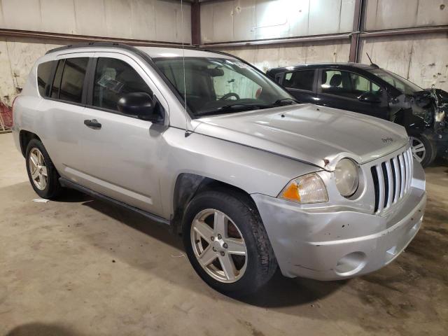 1J8FF47W97D131644 - 2007 JEEP COMPASS SILVER photo 4