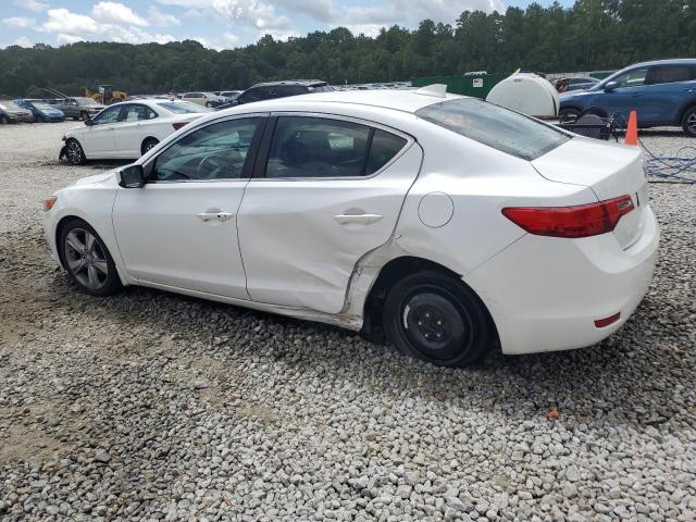 19VDE1F79FE005168 - 2015 ACURA ILX 20 TECH WHITE photo 2