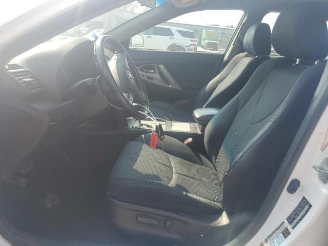 4T1BF3EK6AU502746 - 2010 TOYOTA CAMRY BASE WHITE photo 7