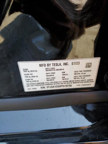 5YJSA1E55PF519735 - 2023 TESLA MODEL S Սև լուսանկար 12