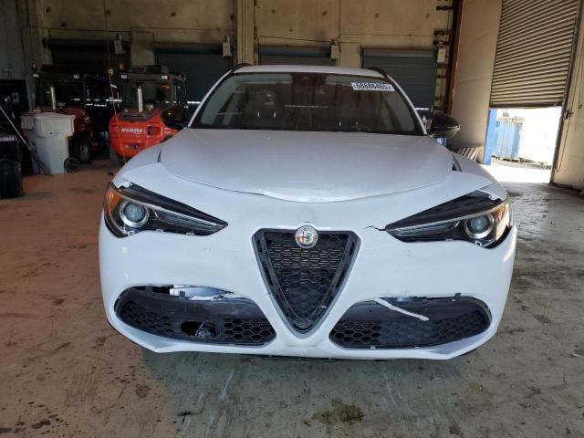 ZASPAJAN5M7D00228 - 2021 ALFA ROMEO STELVIO SPORT أبيض صورة 5