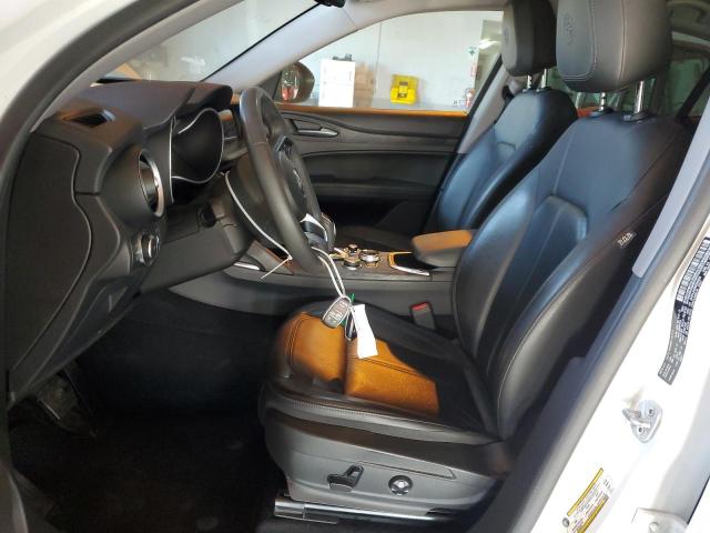 ZASPAJAN5M7D00228 - 2021 ALFA ROMEO STELVIO SPORT أبيض صورة 7