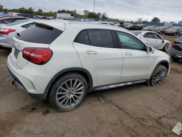 WDCTG4GB3JJ474036 - 2018 MERCEDES-BENZ GLA 250 4MATIC WHITE photo 3