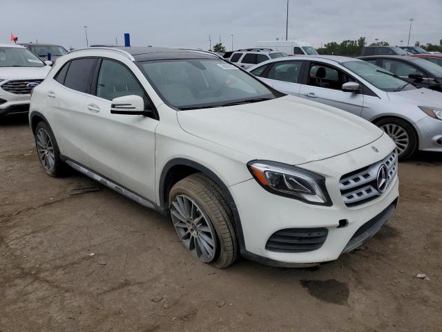 WDCTG4GB3JJ474036 - 2018 MERCEDES-BENZ GLA 250 4MATIC WHITE photo 4