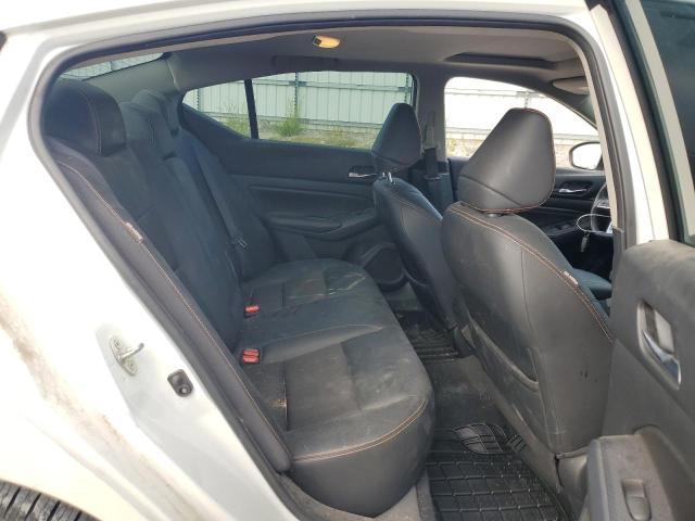 1N4BL4CV3KN318639 - 2019 NISSAN ALTIMA SR 白色 照片 10