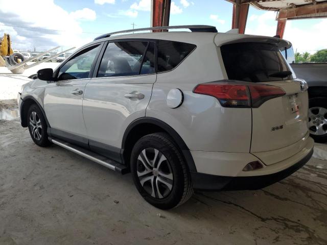JTMZFREV4HJ121098 - 2017 TOYOTA RAV4 LE 白色 照片 2