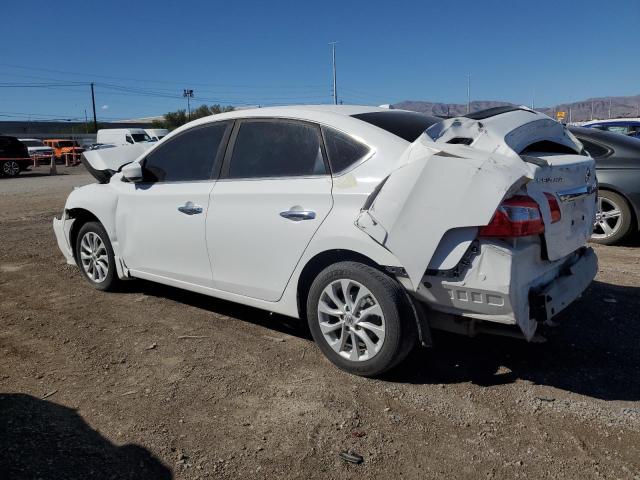 3N1AB7AP7JY311812 - 2018 NISSAN SENTRA S 白色 照片 2