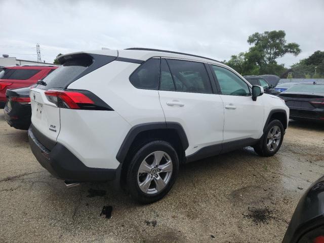 2T3RWRFV9RW212773 - 2024 TOYOTA RAV4 XLE WHITE photo 3