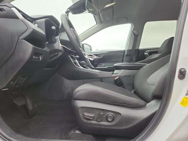2T3RWRFV9RW212773 - 2024 TOYOTA RAV4 XLE WHITE photo 7