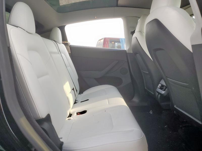 7SAYGDEE2RA237324 - 2024 TESLA MODEL Y Qara foto 10