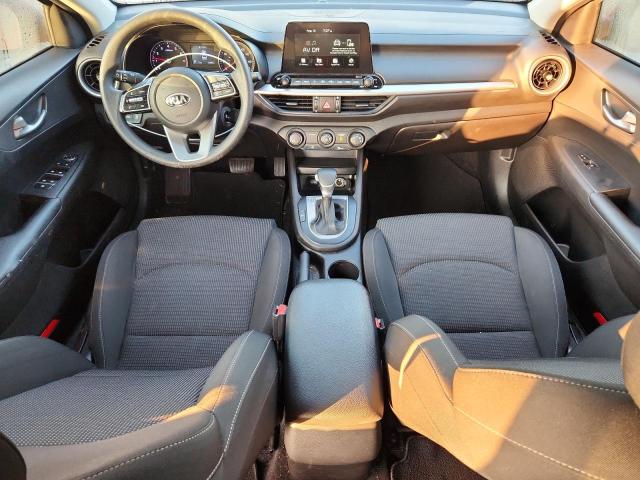 3KPF24ADXLE211344 - 2020 KIA FORTE FE Rouge photo 8