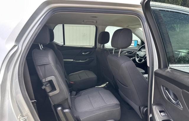 1GNEVMKW7KJ166875 - 2019 CHEVROLET TRAVERSE LT Silber Foto 6