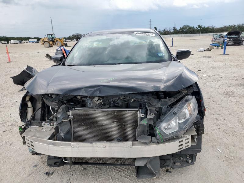 19XFC2F5XGE029734 - 2016 HONDA CIVIC LX Սև լուսանկար 5