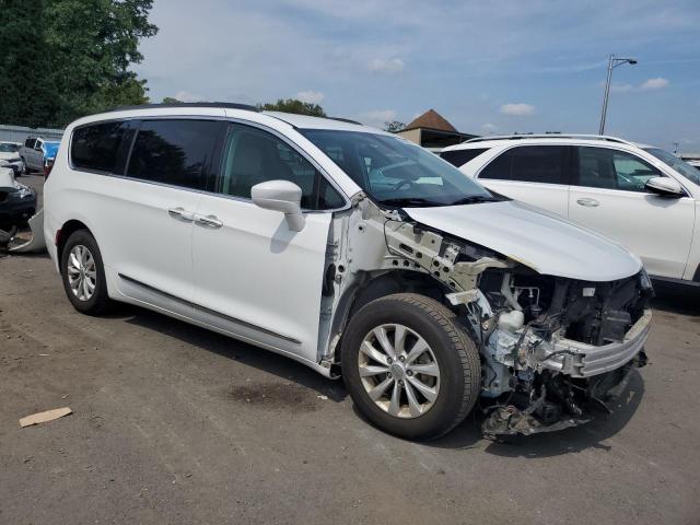 2C4RC1BG6HR621226 - 2017 CHRYSLER PACIFICA TOURING L WHITE photo 4