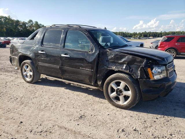 3GNMCFE06CG210579 - 2012 CHEVROLET AVALANCHE LT BLACK photo 4