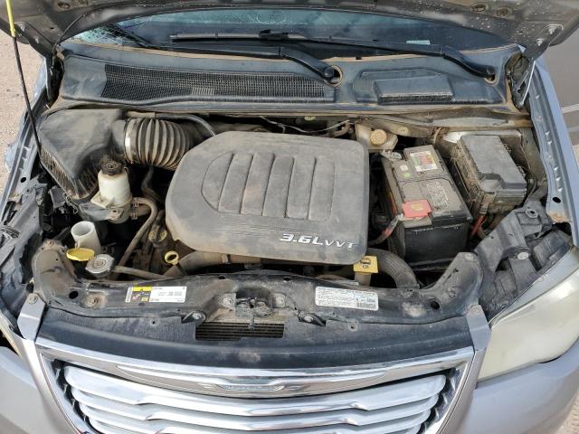 2C4RC1BG2DR614400 - 2013 CHRYSLER TOWN & COU TOURING SILVER photo 12