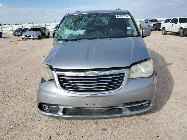 2C4RC1BG2DR614400 - 2013 CHRYSLER TOWN & COU TOURING SILVER photo 5
