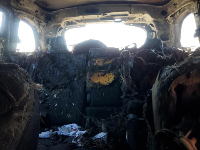 1C4PJMCB0KD158060 - 2019 JEEP CHEROKEE LATITUDE თეთრი ფოტო 10