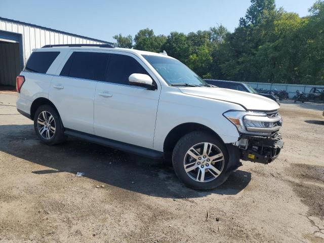 1FMJU1H87REB05204 - 2024 FORD EXPEDITION XLT WHITE photo 4