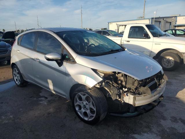 3FADP4FJ8BM134507 - 2011 FORD FIESTA SES SILVER photo 4