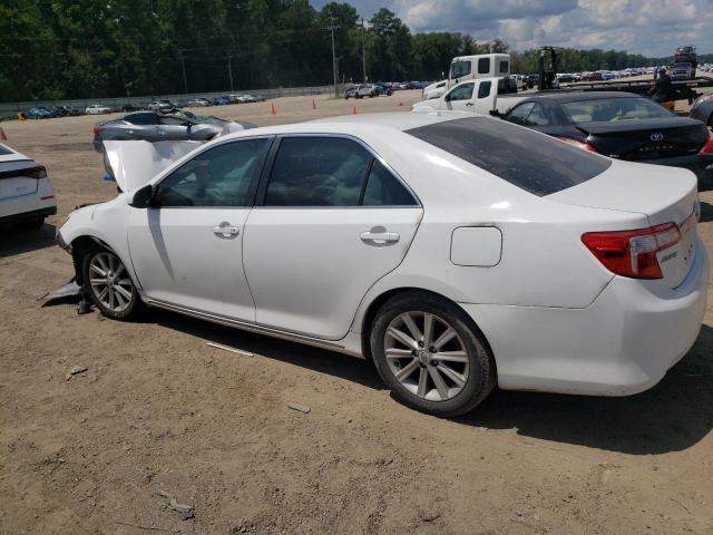 4T4BF1FK8CR205330 - 2012 TOYOTA CAMRY BASE WHITE photo 2