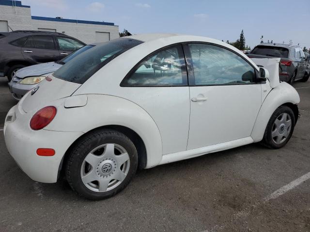 3VWBC21C6YM487666 - 2000 VOLKSWAGEN NEW BEETLE GL 白色 照片 3