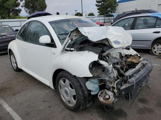 3VWBC21C6YM487666 - 2000 VOLKSWAGEN NEW BEETLE GL 白色 照片 4