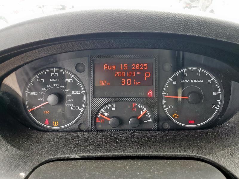 3C6TRVAG9JE124067 - 2018 RAM PROMASTER 1500 STANDARD WHITE photo 9