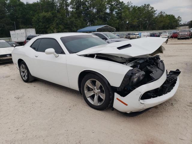 2C3CDZAGXKH675097 - 2019 DODGE CHALLENGER SXT WHITE photo 4