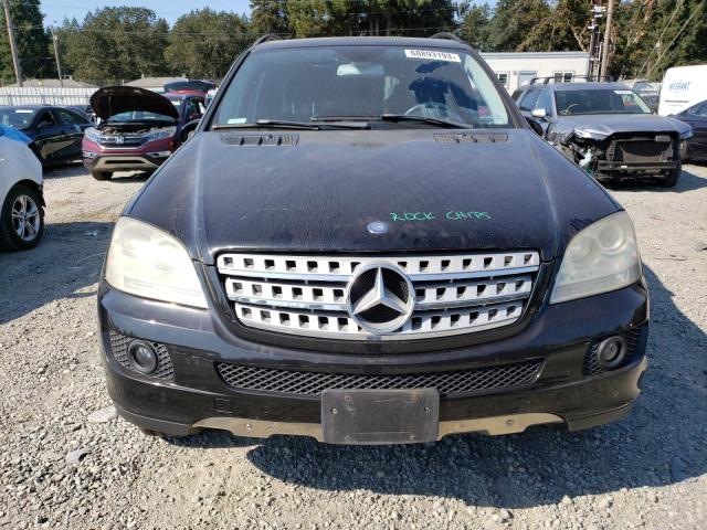 4JGBB75E16A089222 - 2006 MERCEDES-BENZ ML 500 BLACK photo 5