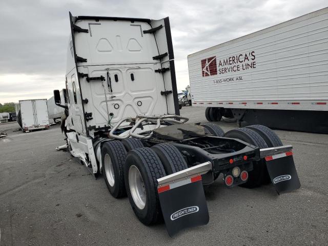 3AKJHHDR7MSMC3255 - 2021 FREIGHTLINER CASCADIA 1 WHITE photo 3