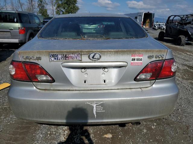 JTHBF30G020071965 - 2002 LEXUS ES 300 SILVER photo 6