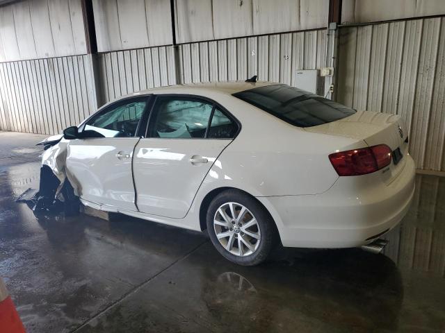 3VWDP7AJ3DM412278 - 2013 VOLKSWAGEN JETTA SE WHITE photo 2