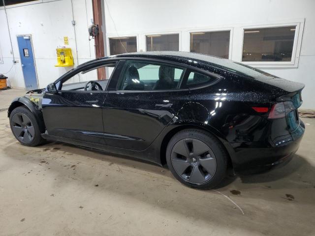 5YJ3E1EB9NF127921 - 2022 TESLA MODEL 3 შავი ფოტო 2
