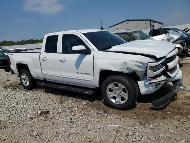 1GCVKREH0GZ377582 - 2016 CHEVROLET SILVERADO K1500 LT WHITE photo 4