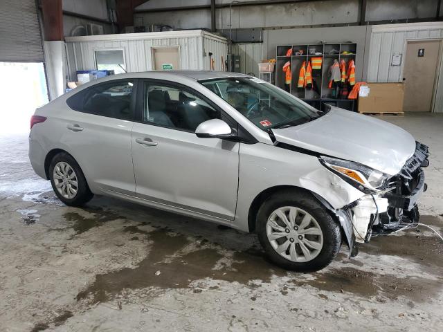 3KPC24A35KE038602 - 2019 HYUNDAI ACCENT SE Gümüş foto 4