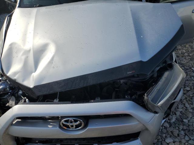 JTEBU5JR6G5383006 - 2016 TOYOTA 4RUNNER SR5/SR5 PREMIUM 银色 照片 11