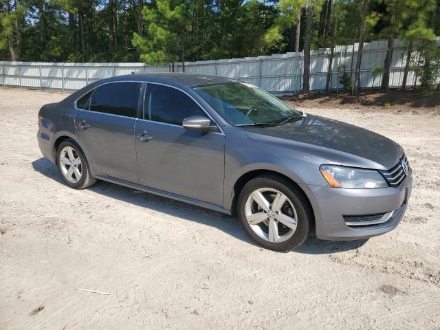 1VWBS7A38EC092997 - 2014 VOLKSWAGEN PASSAT SE 灰色 照片 4