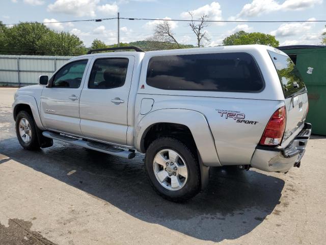 5TELU42N68Z569142 - 2008 TOYOTA TACOMA DOUBLE CAB SILVER photo 2